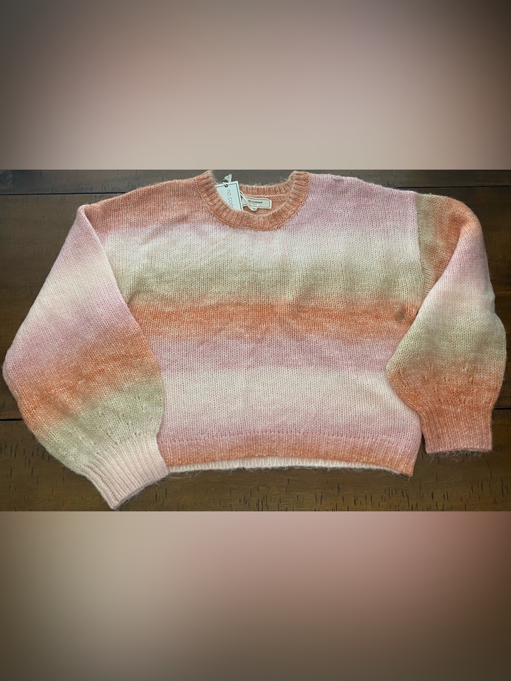 •NWT•No Comment NY•LA Ombré Knit Cropped Acrylic Blend Crewneck Sweater